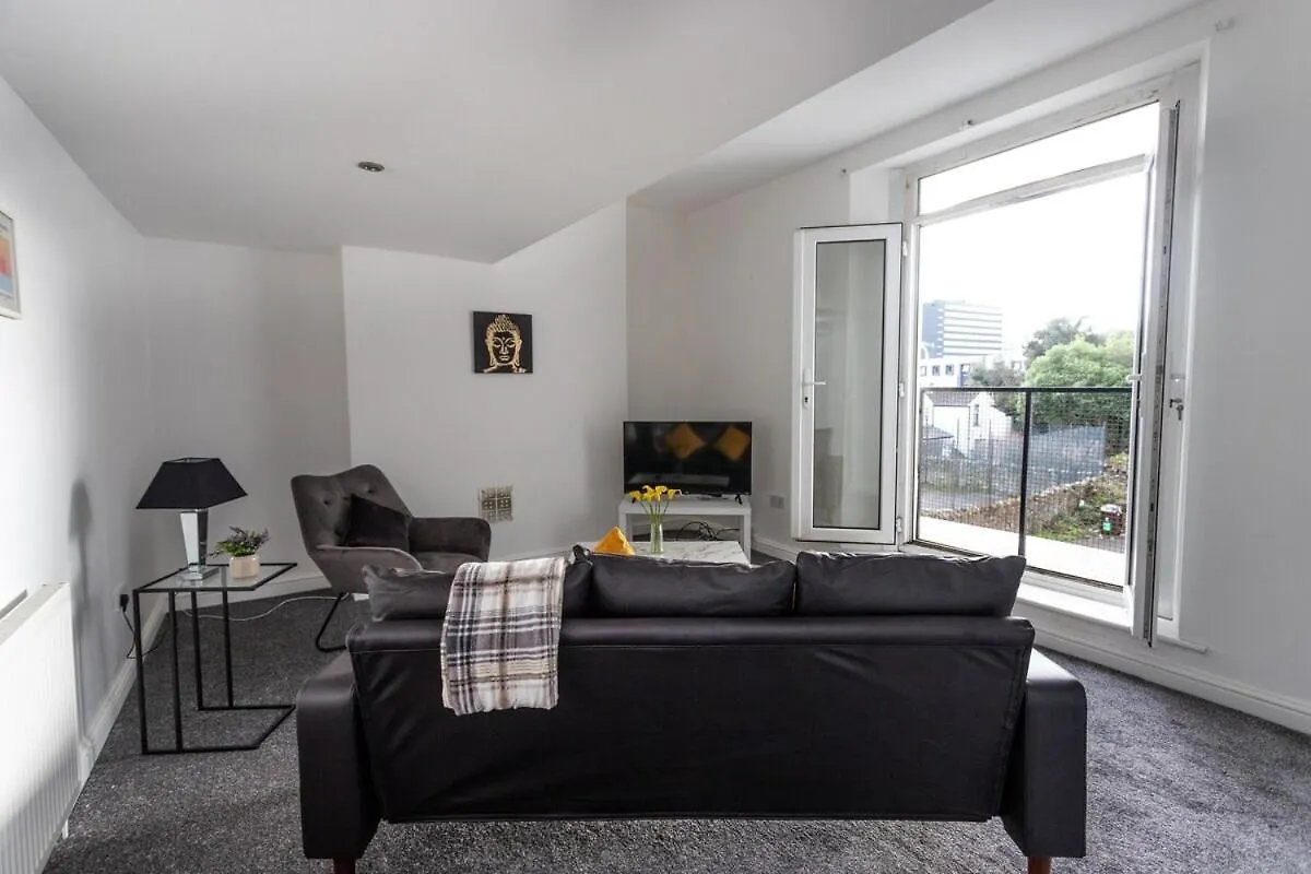 Perfectly Placed Cozy Flat In The Citys Heart Apartment Cardiff United Kingdom