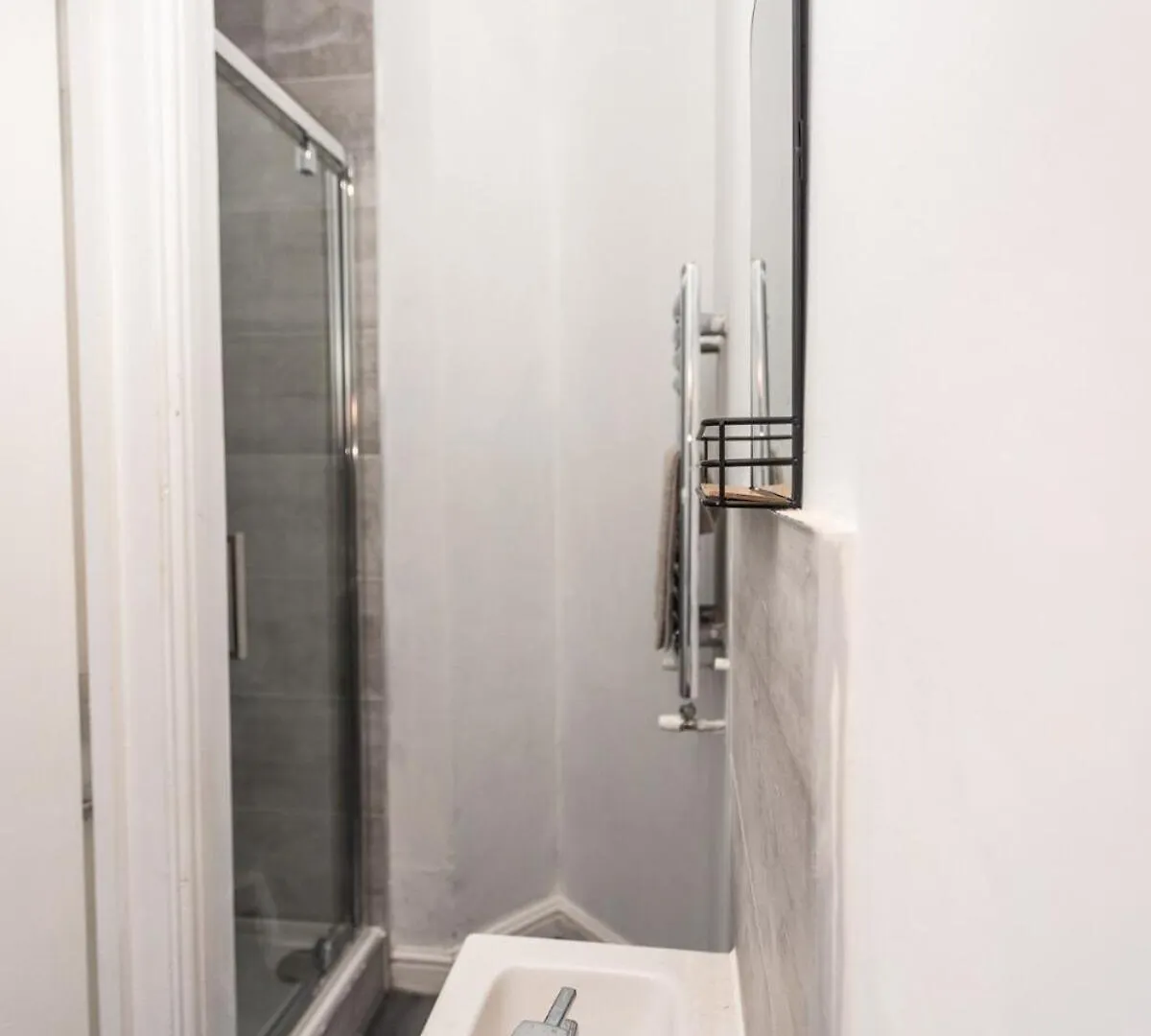 Perfectly Placed Cozy Flat In The Citys Heart Apartment Cardiff